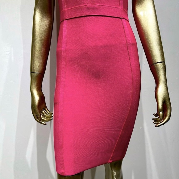 Hot pink rayon halter neck bandage dress - Picture 7 of 14